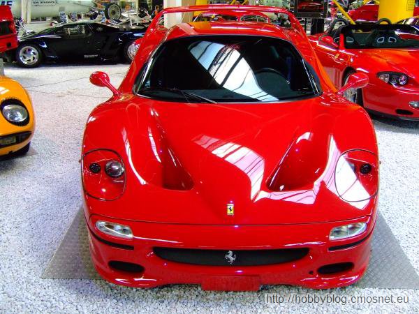 Ferrari F50 w muzeum w Sinsheimie
